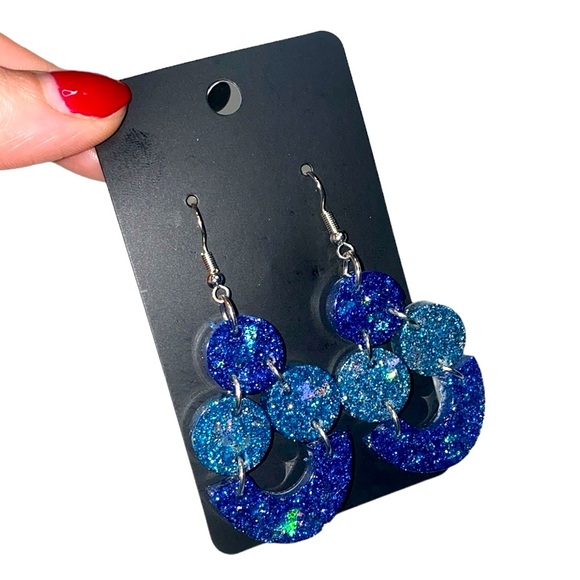 NWOT Navy Blue Glitter Resin Earrings - Picture 1 of 9